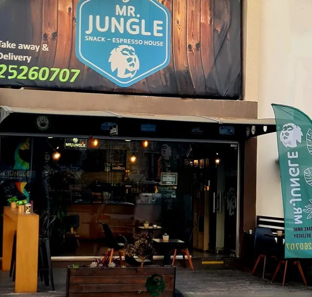 Mr. Jungle Snack Espresso House