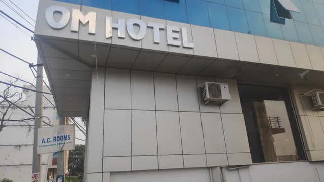 OM HOTEL
