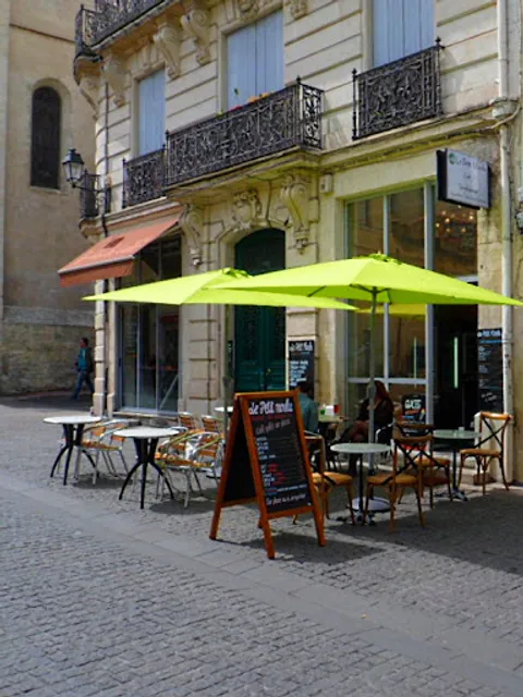 Le Petit Moulu Torréfacteur Café Coffeehouse