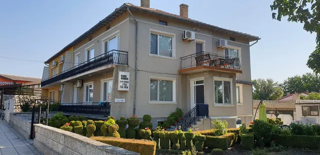 Guest House "Black Rose"