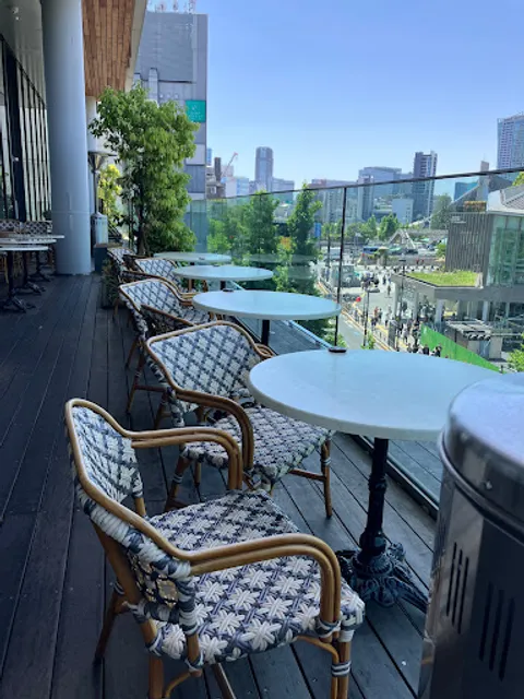 AUX BACCHANALES Harajuku Branch