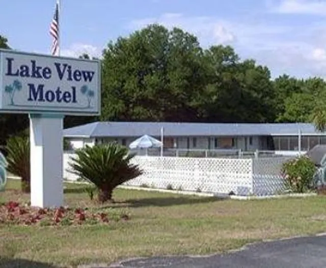 Lake View Motel