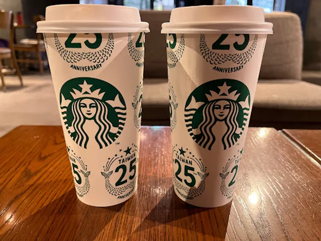 STARBUCKS Zhongli RT-MART Shop