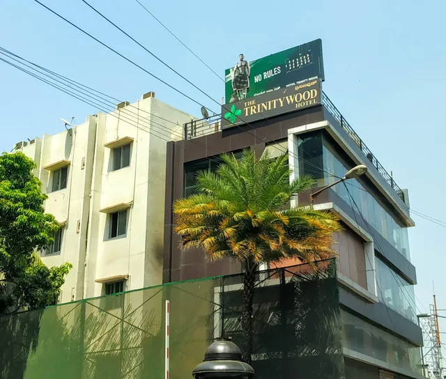 Super Collection O The Trinitywood Hotel