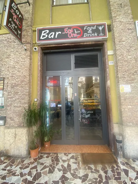 Bar Era Ora