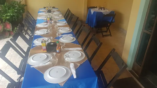 Cantinho do Fernando Restaurante e Hostel