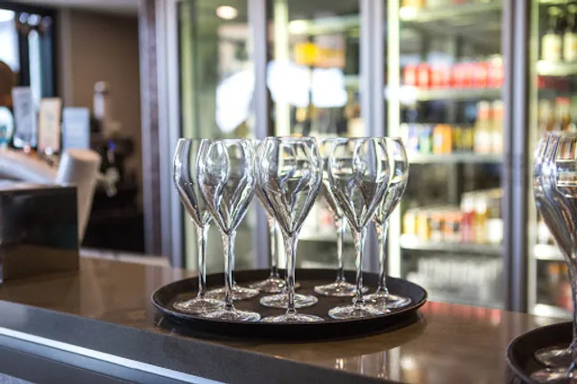 Vincent St Kitchen + Bar