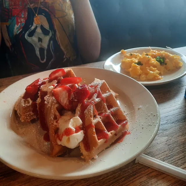 Two Eggs! Breakfast & Lunch