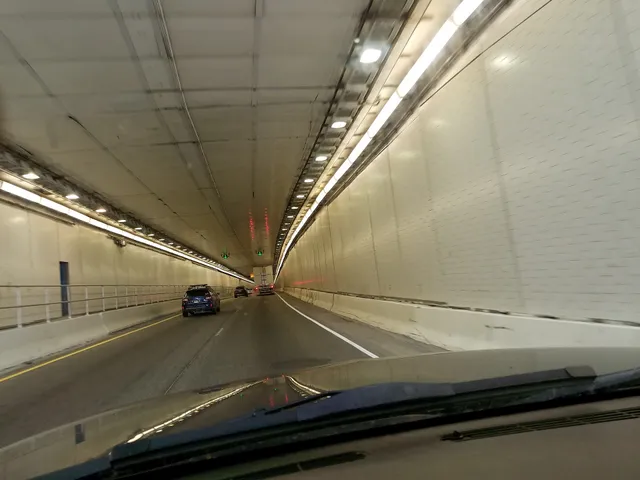 Eisenhower Memorial Tunnel, 11013 ft