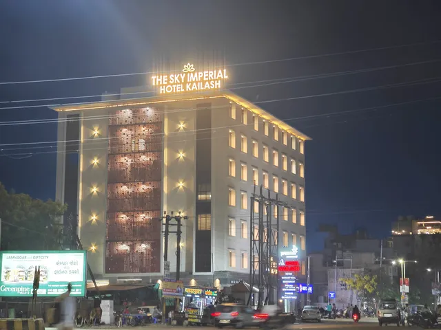 The Sky Imperial Hotel Kailash