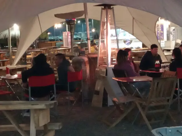 Kombi Bar Neuquén