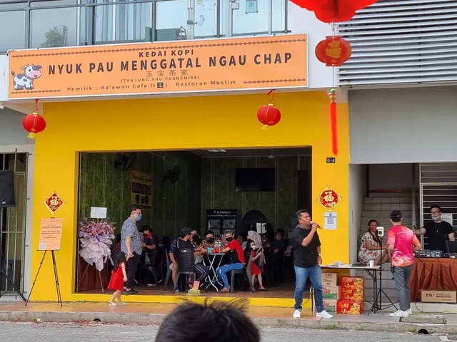 Kedai Kopi Nyuk Pau Menggatal Ngau Chap (Tanjung Aru Franchise)