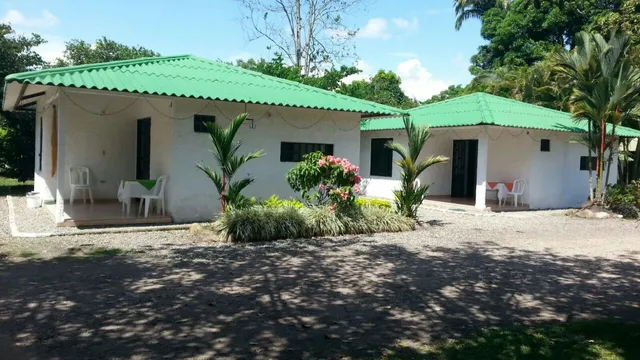 Hotel y Cabañas Villa Paula