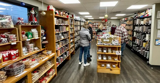Arcade Snacks Fine Nuts & Dried Fruits