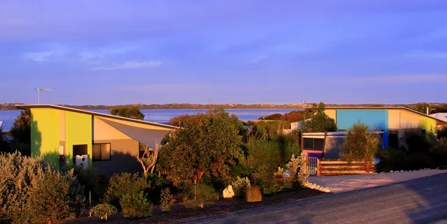 Coorong Cabins