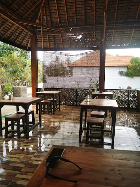 Lé Batavia Café - Coffee ∞ Bar ∞ Restaurant