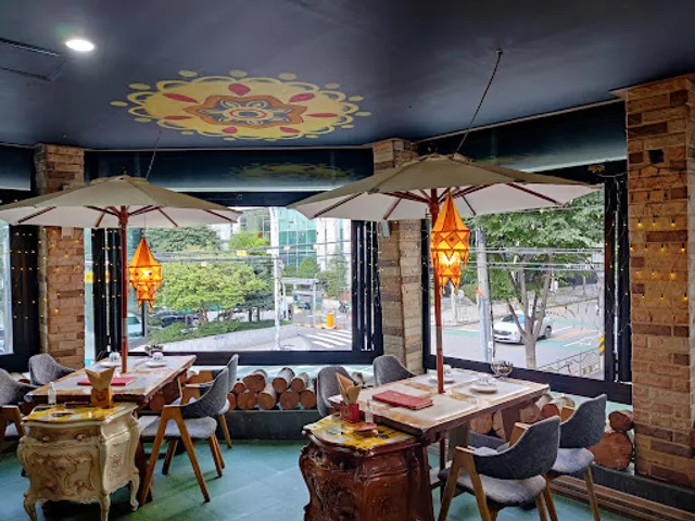 Himalaya Garden Indian/Nepali Restaurant