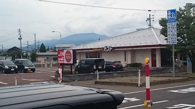 ガスト 上越店