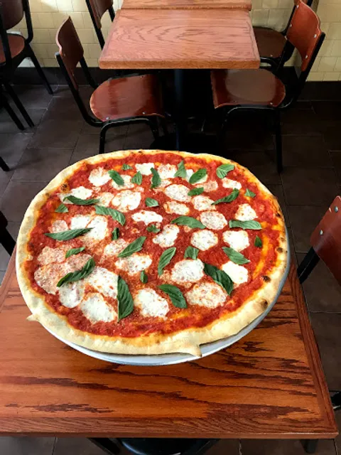 Gino’s Pizza