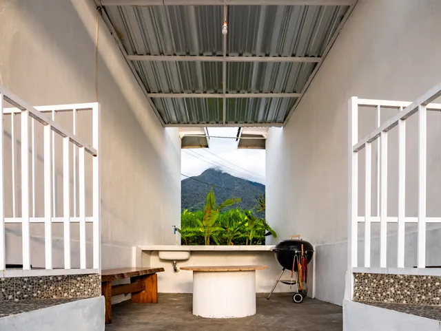 Santya Loka Lodge & Twin Waterfall