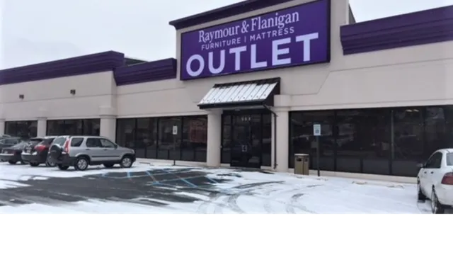 Raymour & Flanigan Furniture and Mattress Outlet & Clearance Center