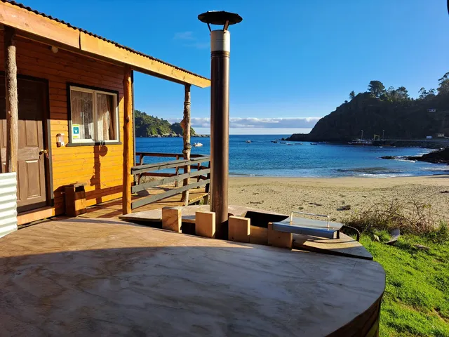 Borde Mar Hostal y Cabañas