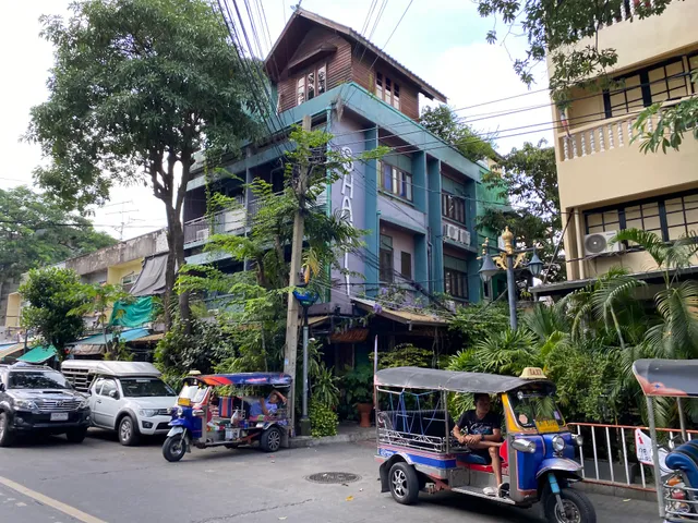 Sri-Ayuttaya Guesthouse