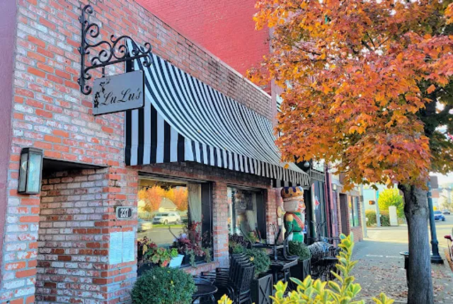 Lulu's for the love of food