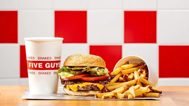 Five Guys Burgers and Fries Lyon République