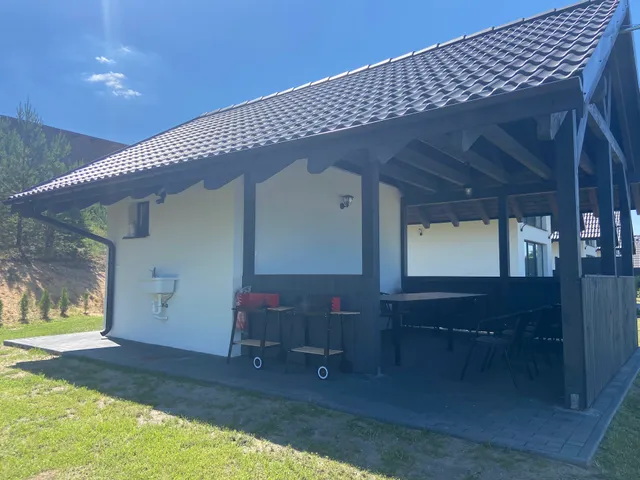 Domy na Wynajem i Pole Kempingowe U Zbyszka