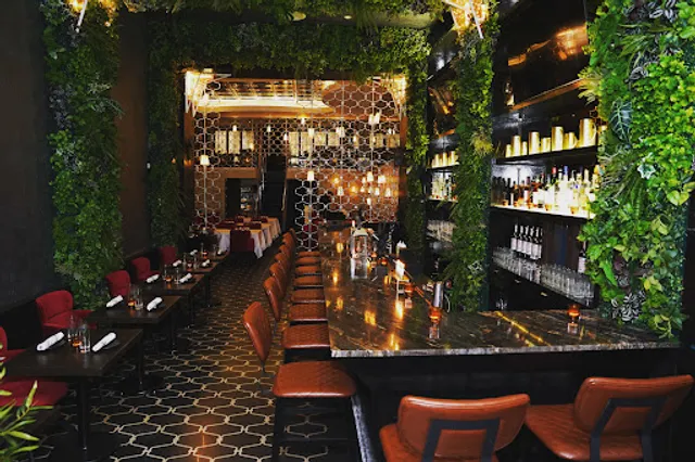 Mocha Burger - Times Square