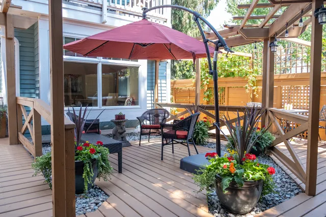 Kelowna Bed and Breakfast (CHATHAM HOUSE)