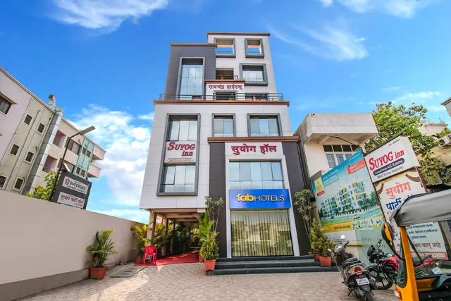 FabHotel Suyog Inn