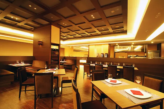 Main Dining Del Nord