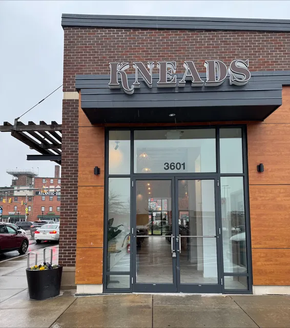 Kneads Bakeshop & Café