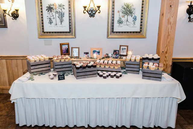 Three Sisters Cake Shop