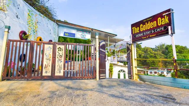 FabHotel Golden Oak Villa