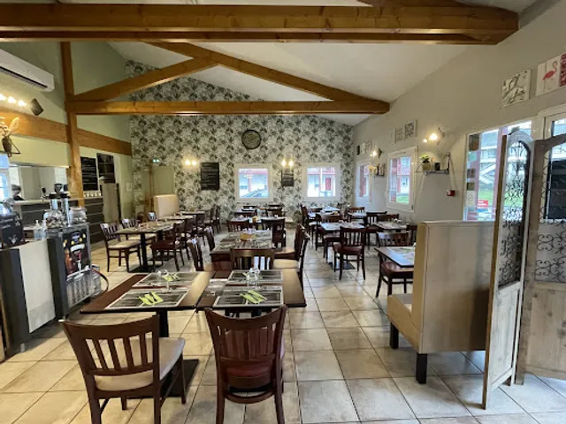 L'Essentiel La Crèche