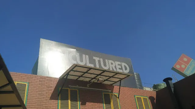 Uncultured Cafe, Bar, Sky Culture