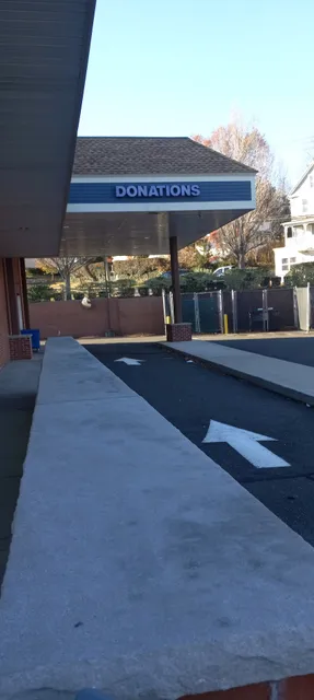 Fairfield Woods Plaza