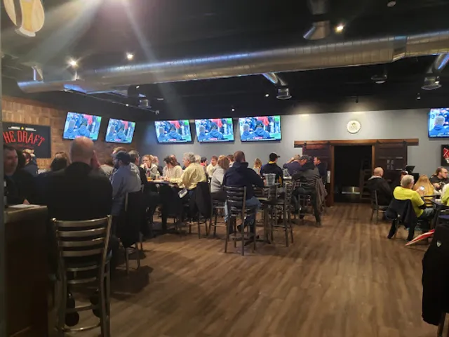 The Draft Sports Bar & Grille