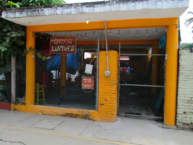 Tacos Lindas