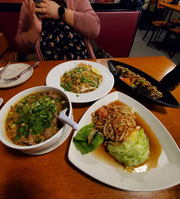 Sawatdee Thai Cuisine - Maple Grove
