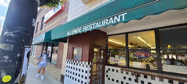 Allende Restaurant #1