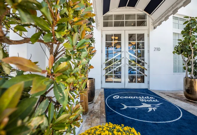 Oceanside Hotel + Suites