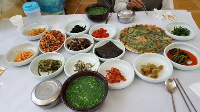 재첩잡는선장집