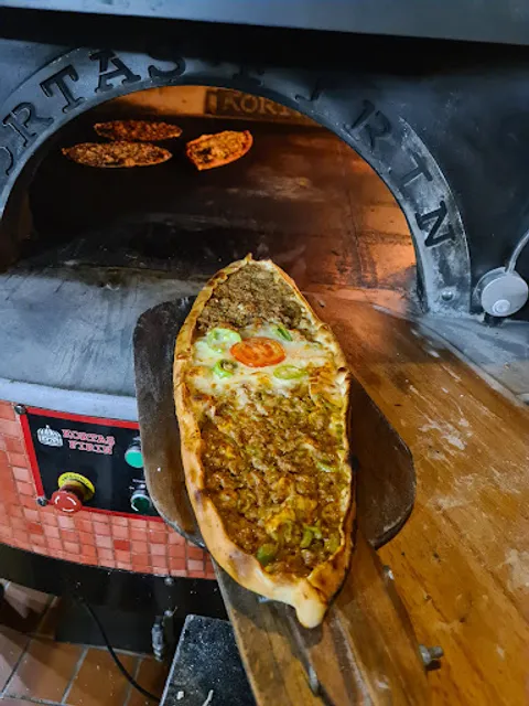Lahmacino