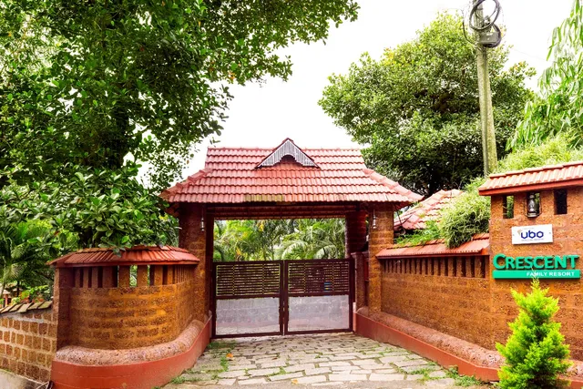 Crescent Family Resort