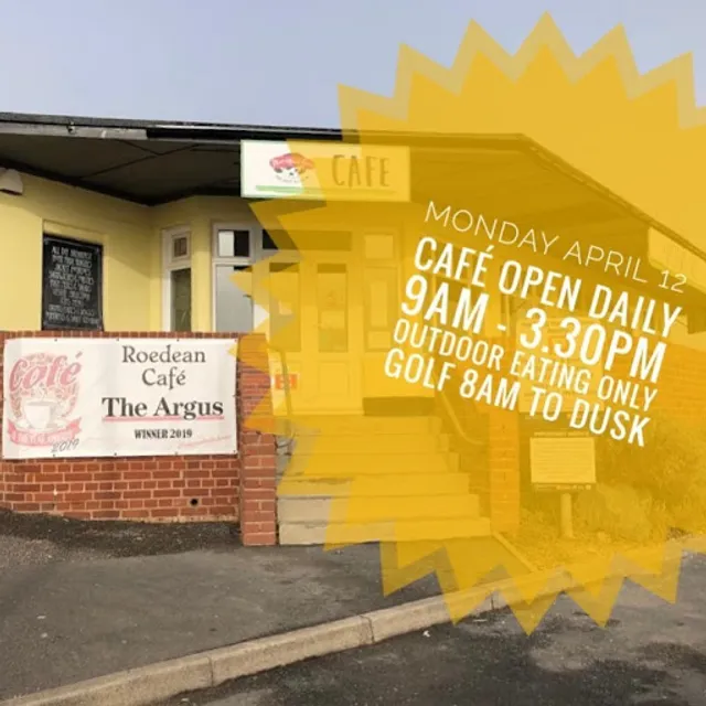 Roedean Cafe & Mini Golf Course - Brighton beach