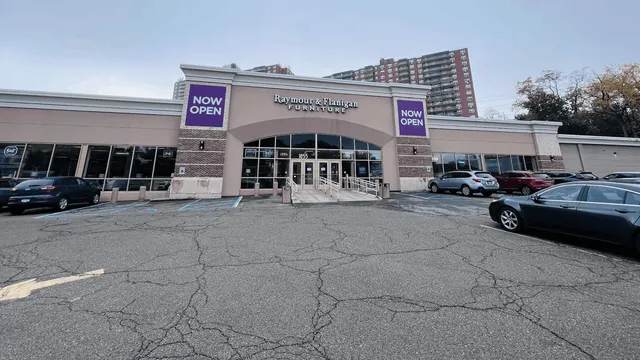 Raymour & Flanigan Furniture and Mattress Store